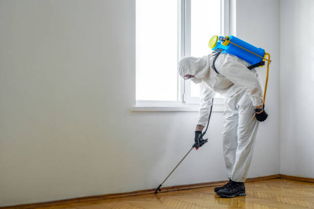 Best Exterminator Services  in Coshocton, OH